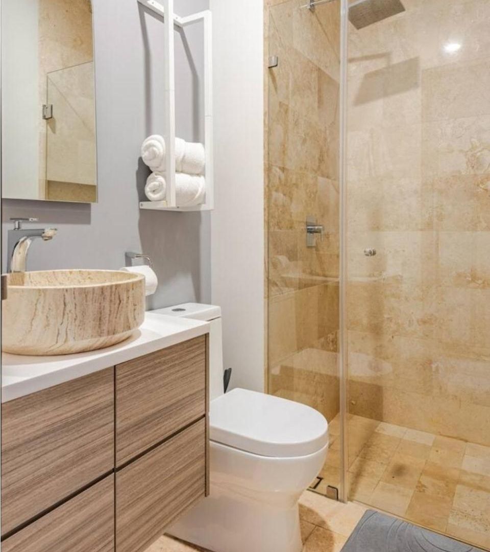 Zone - Soaking Tub & Free Club