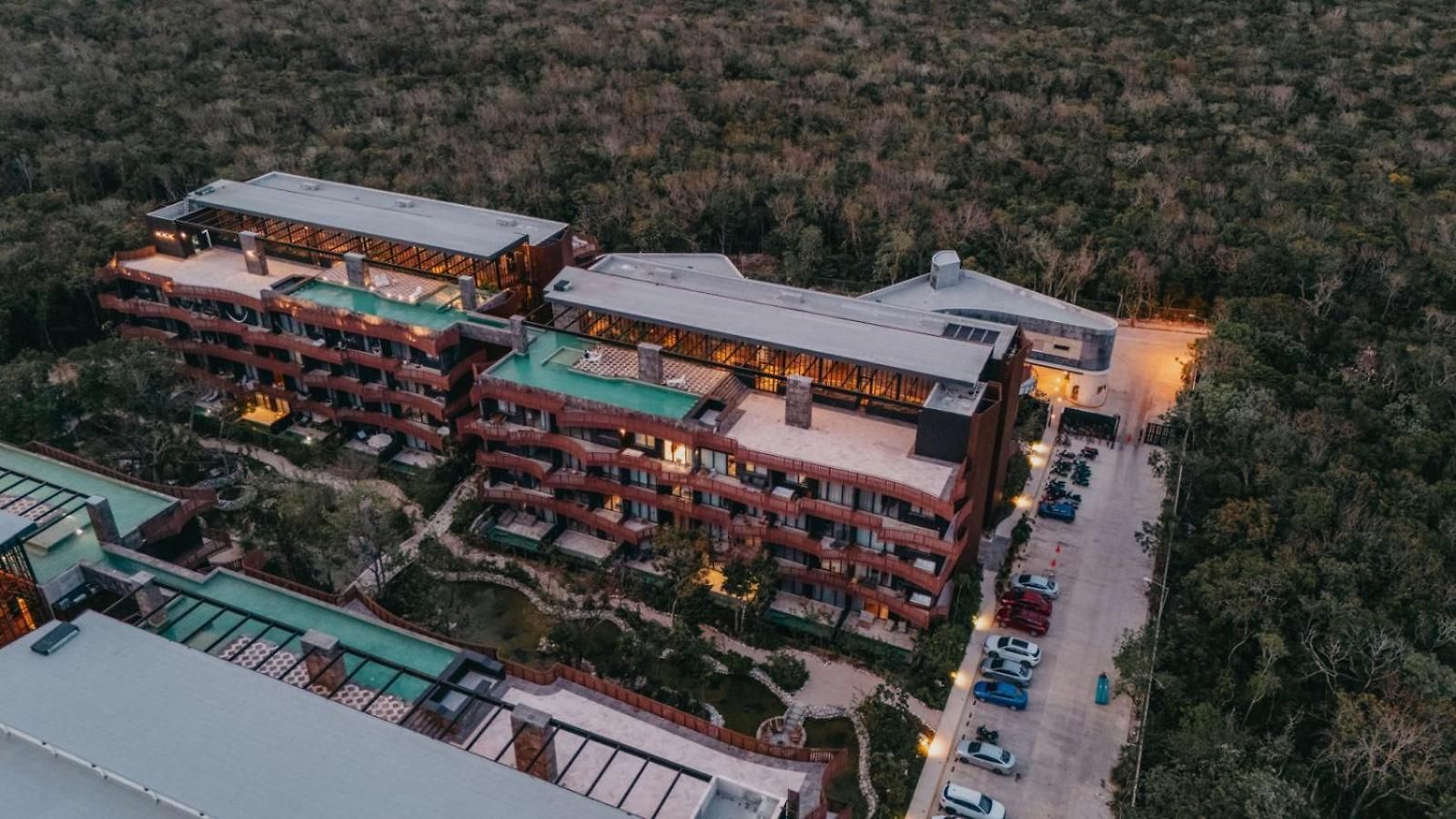 D017 Premium Lifestyle Gold At Amira District * Tulum