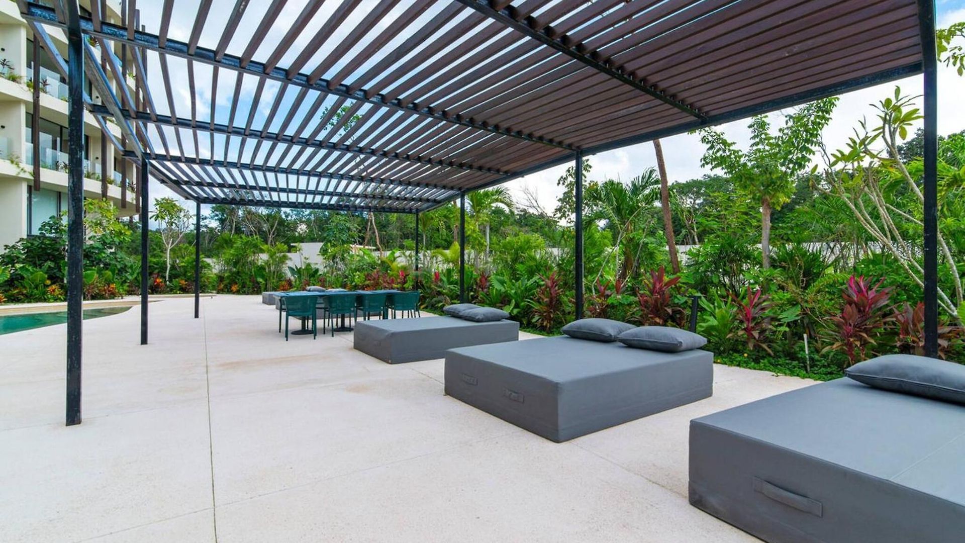 Stylish Loft With Pool Access Tulum