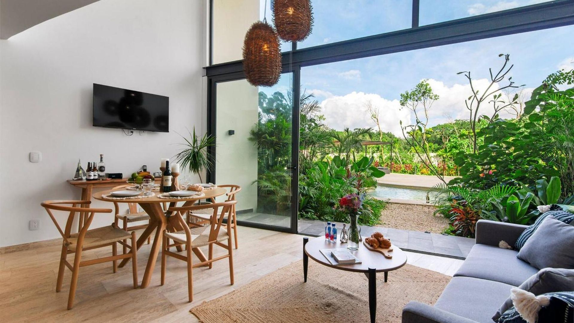 Holiday home Stylish Loft With Pool Access *