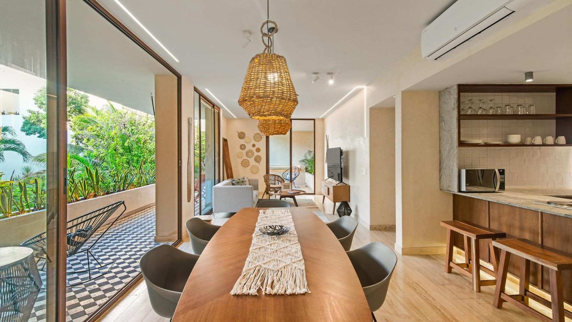 204 Hidden Gem In The Heart Of W/ Huge Private Terrace And Pool For 6 Pax Tulum