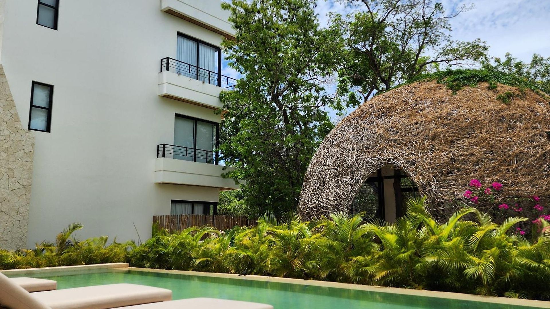 Paam Cheel Nest 111 - Near Site, Private Pool Apartment