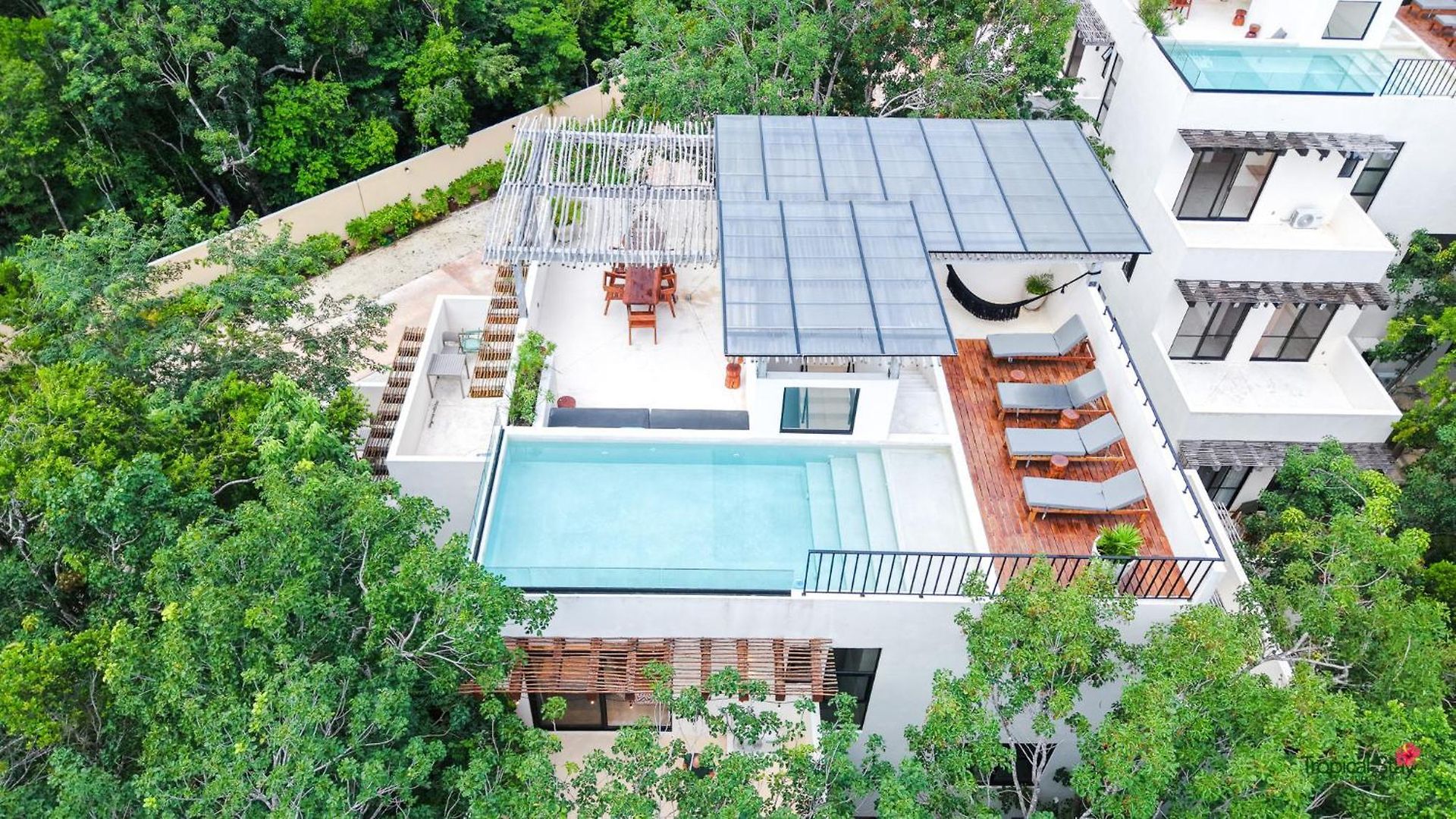 La Linda Luxury Two Story Huge Terrace Next To The Pool Apartamento