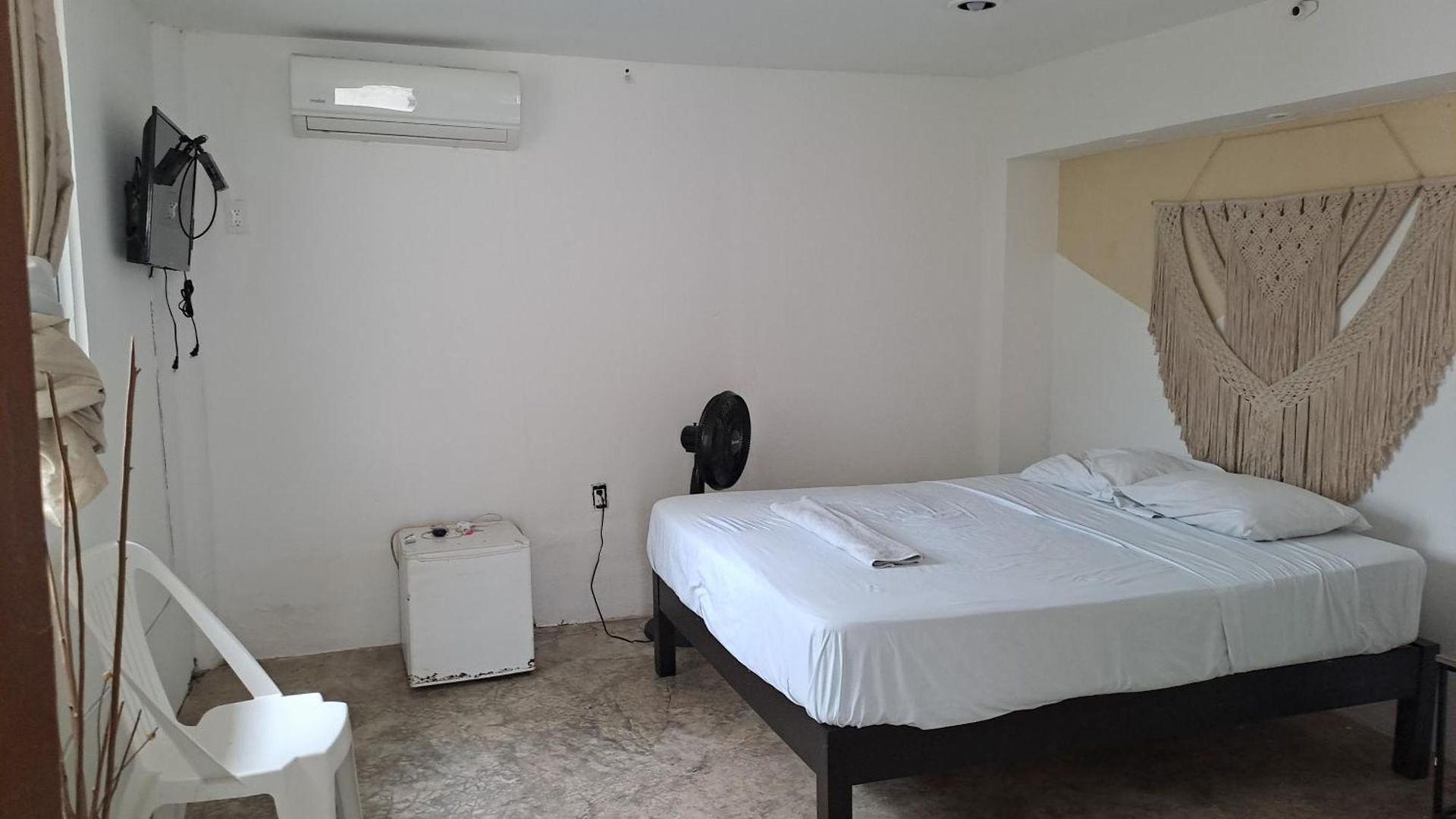 Hostal Emotion Avenida &