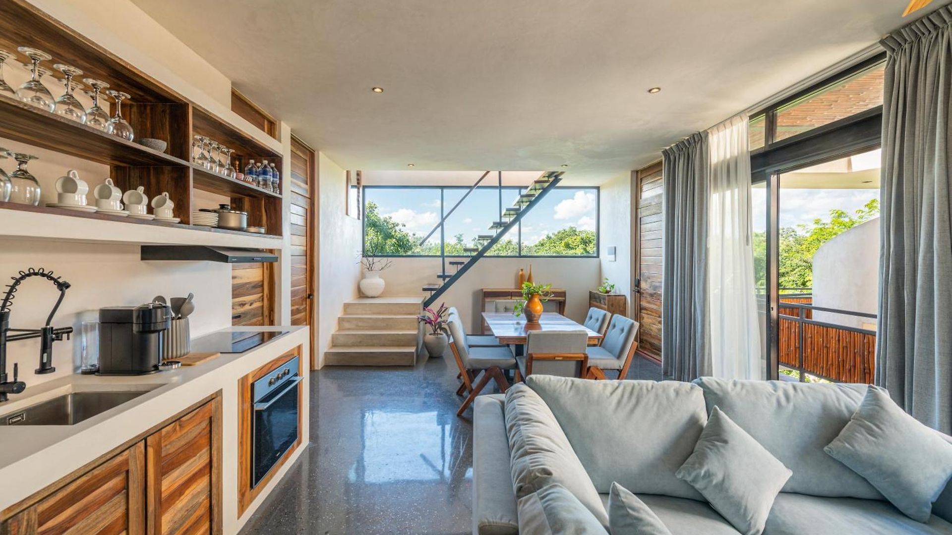 Irie Apartahotel Tulum