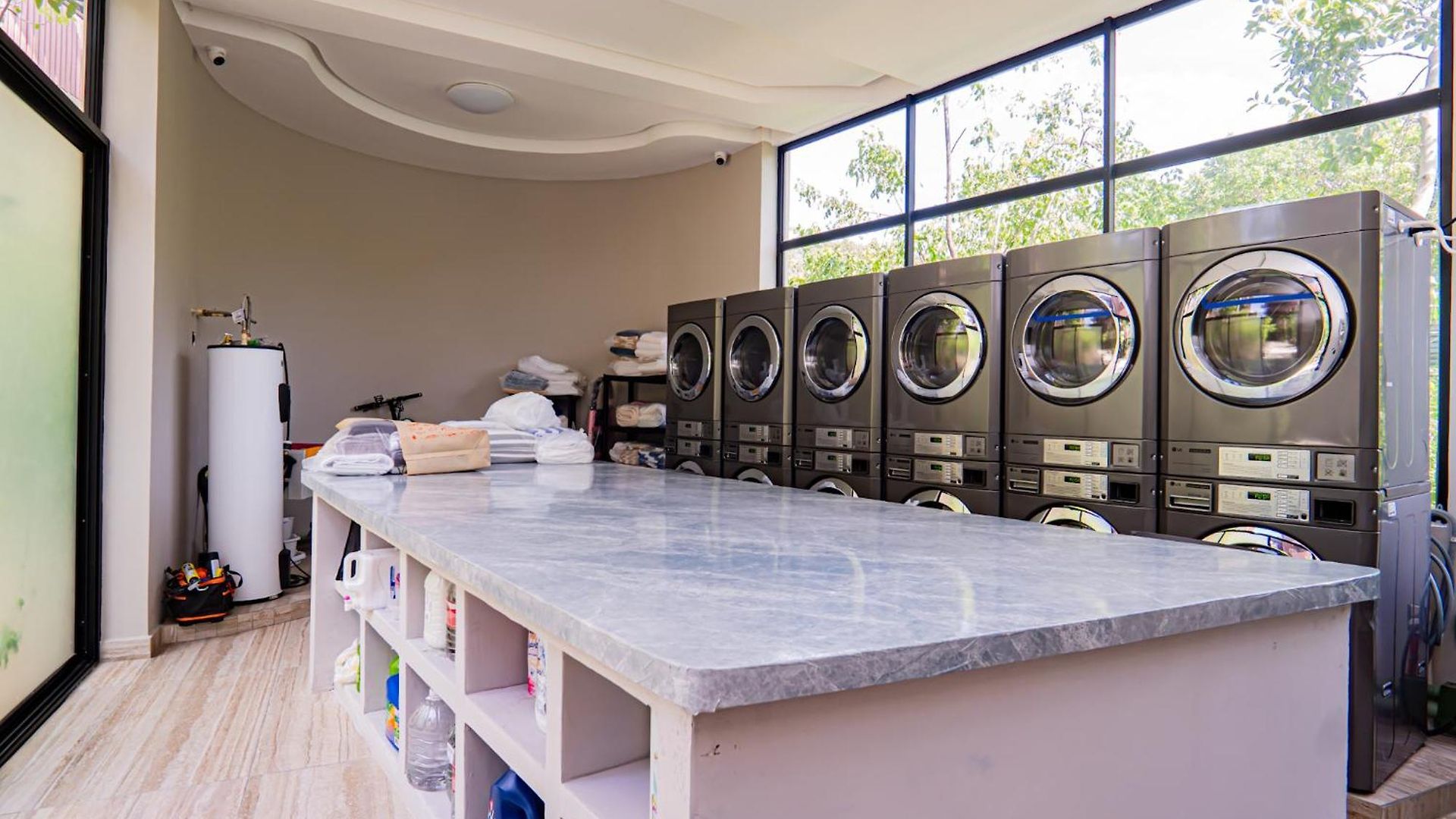 Apartment Aparment In The Zone Of *