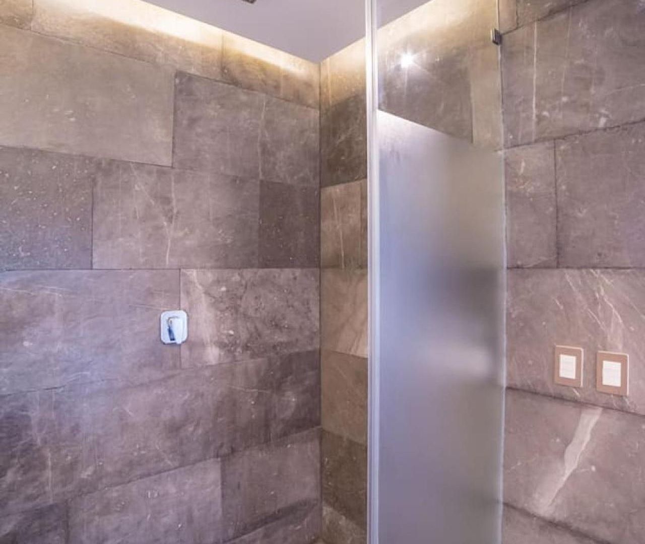 Secluded Jungle Free Access To Club Apartment *