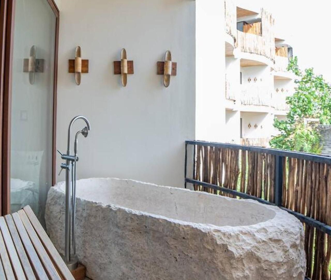 Apartment Secluded Jungle Free Access To Club