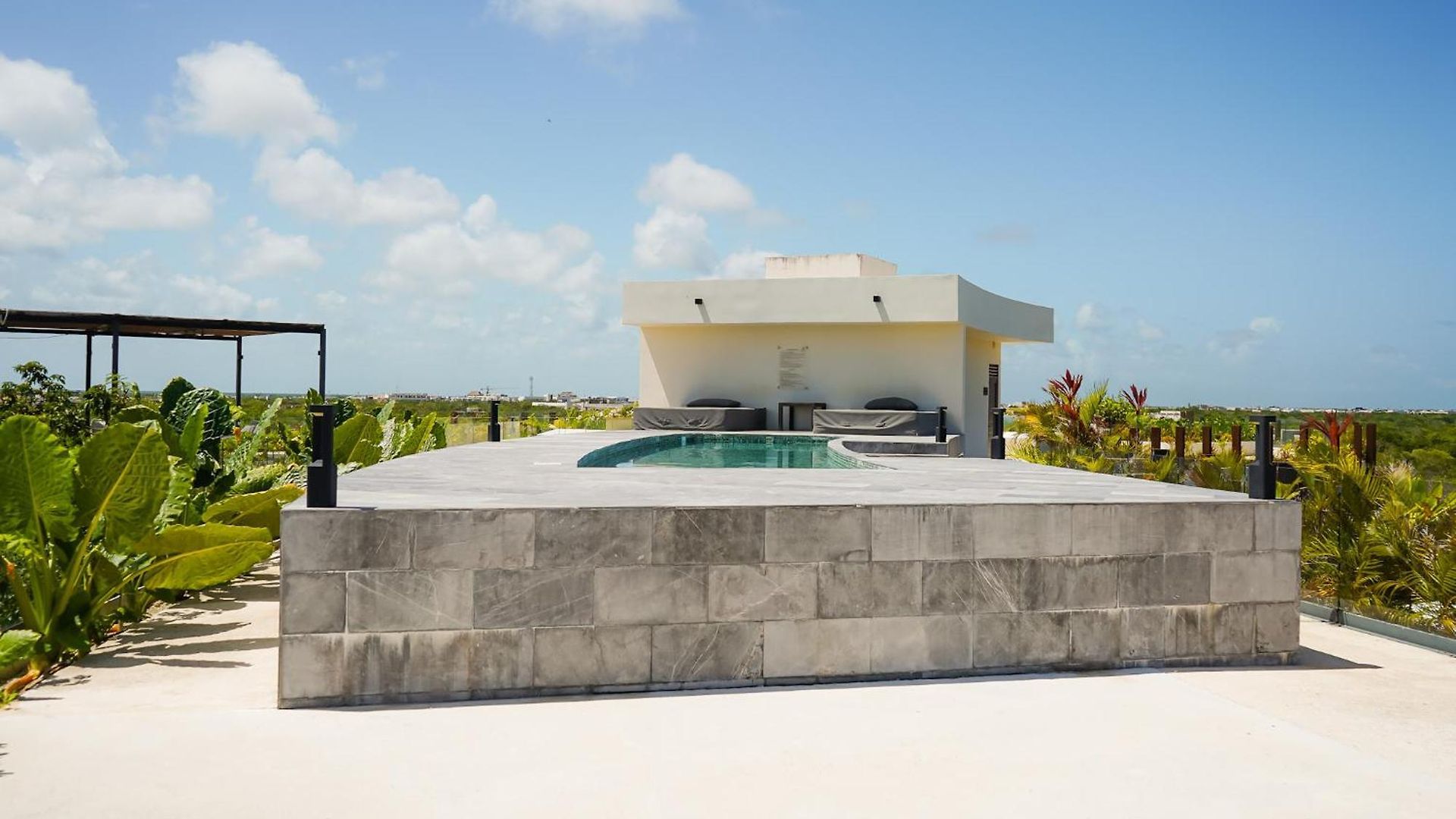 Mistiq Gardens 2 Tulum