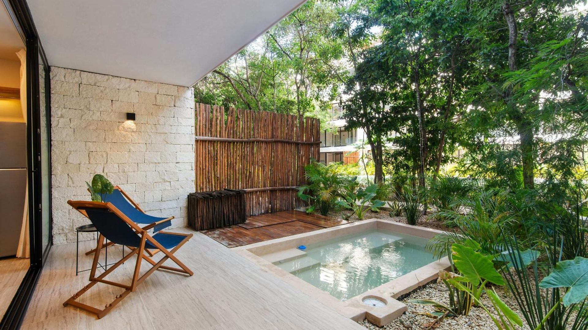 Tropical 2 Bedroom | Private Balcony & Rooftop | Casago Holiday home