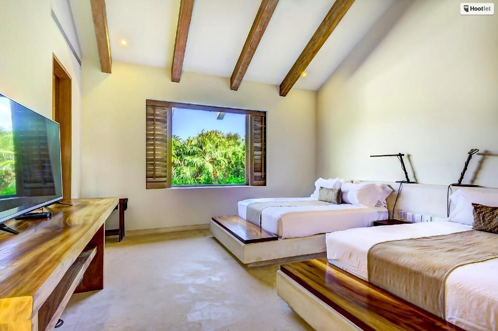 Beachfront In Villa *