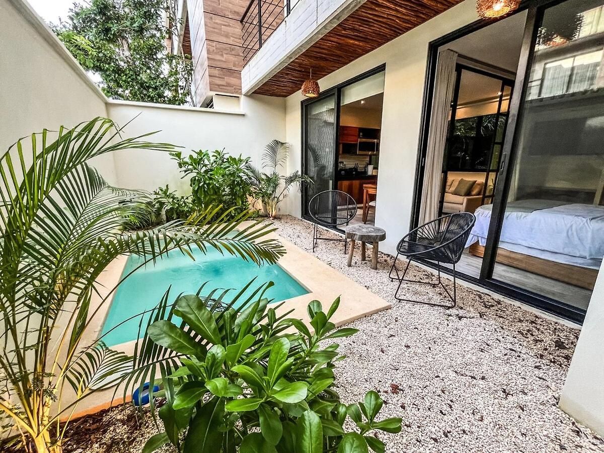 15 Min Walking Near Of Beach, Private Pool, 1 Bed, 1 Sofacama, 1 Inflatable Apartamento Tulum