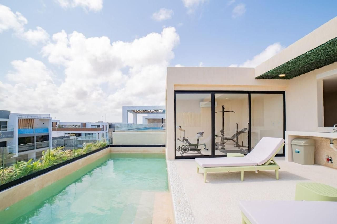 Chic And Elegant Escape In Apartment Tulum