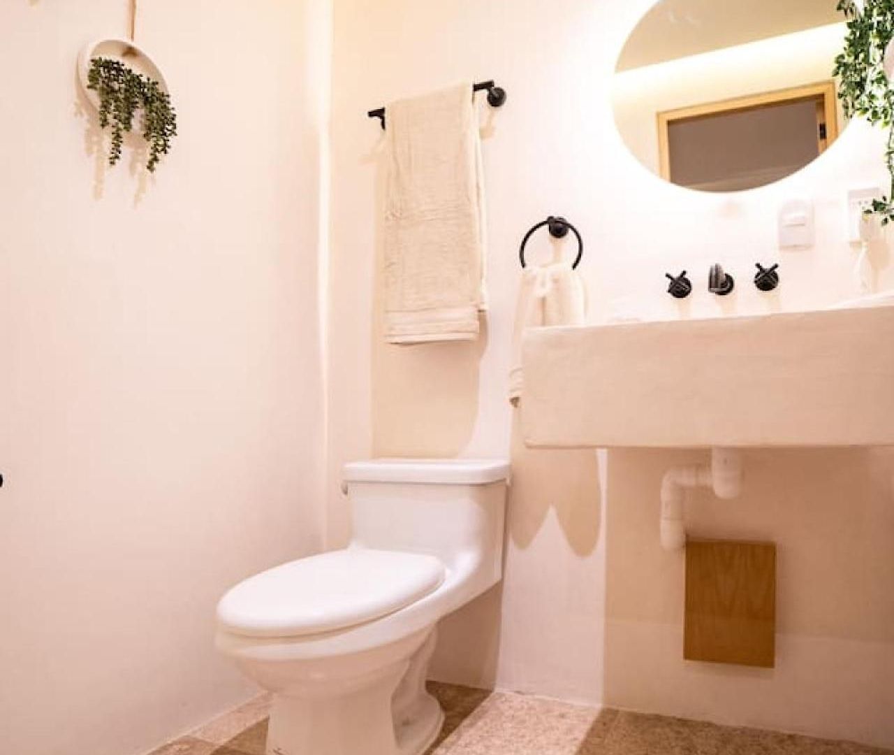 Chic And Elegant Escape In