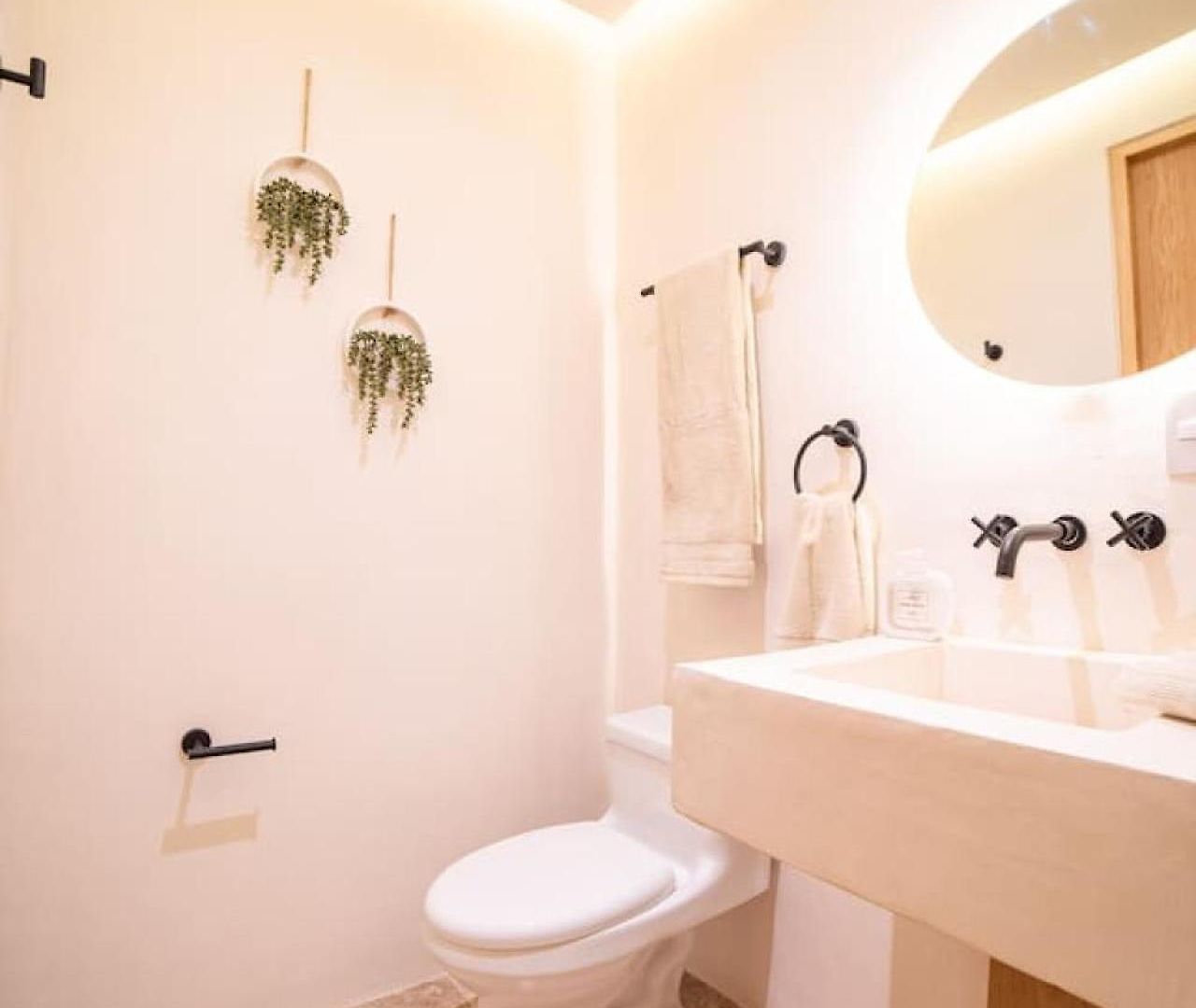 Chic And Elegant Escape In