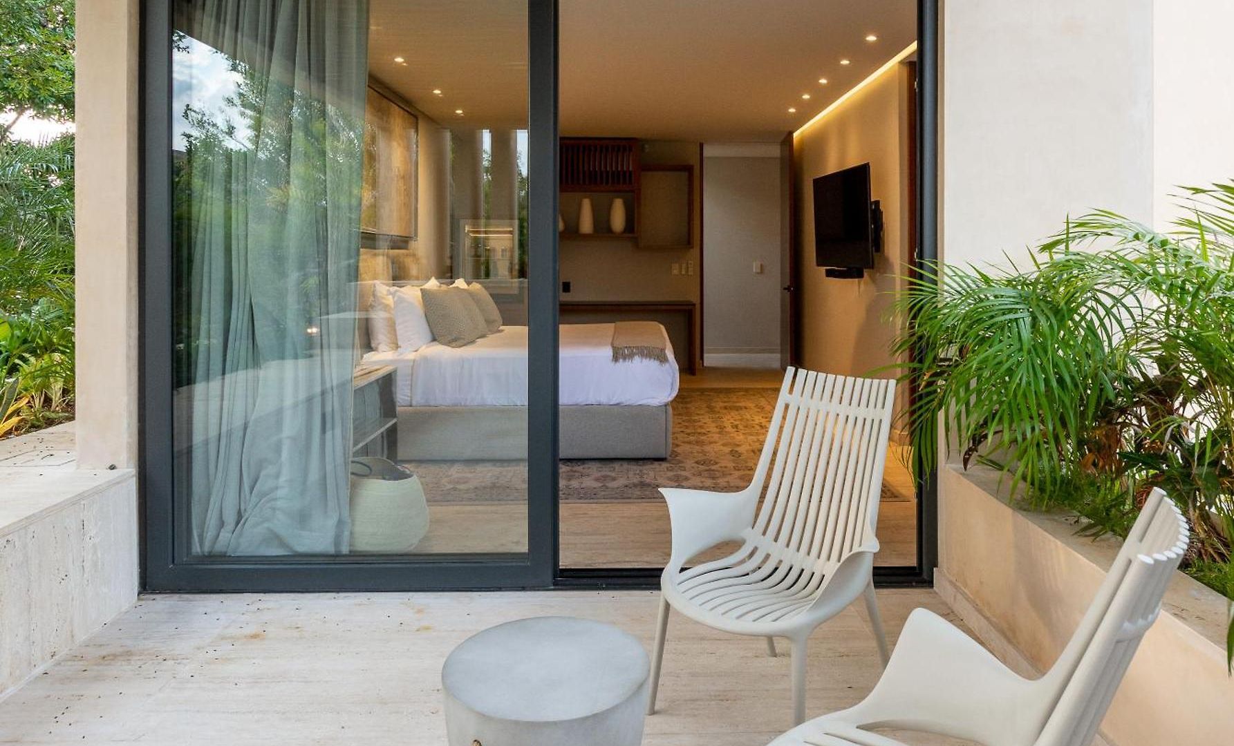 Caiman Villa *