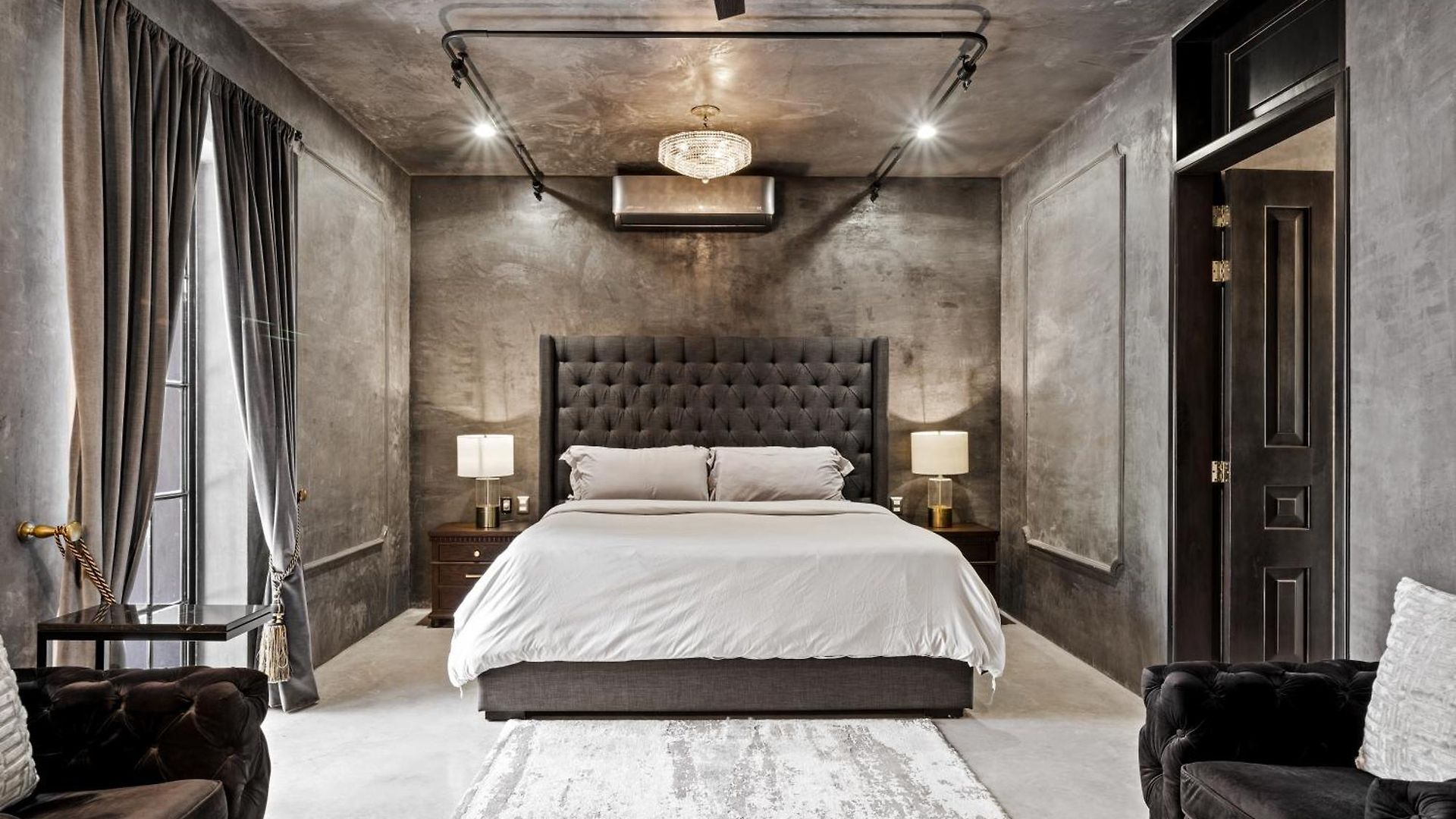 Casa Halo - Mansion, Nightclub, Pool, Sonos, Gated, Staff Villa