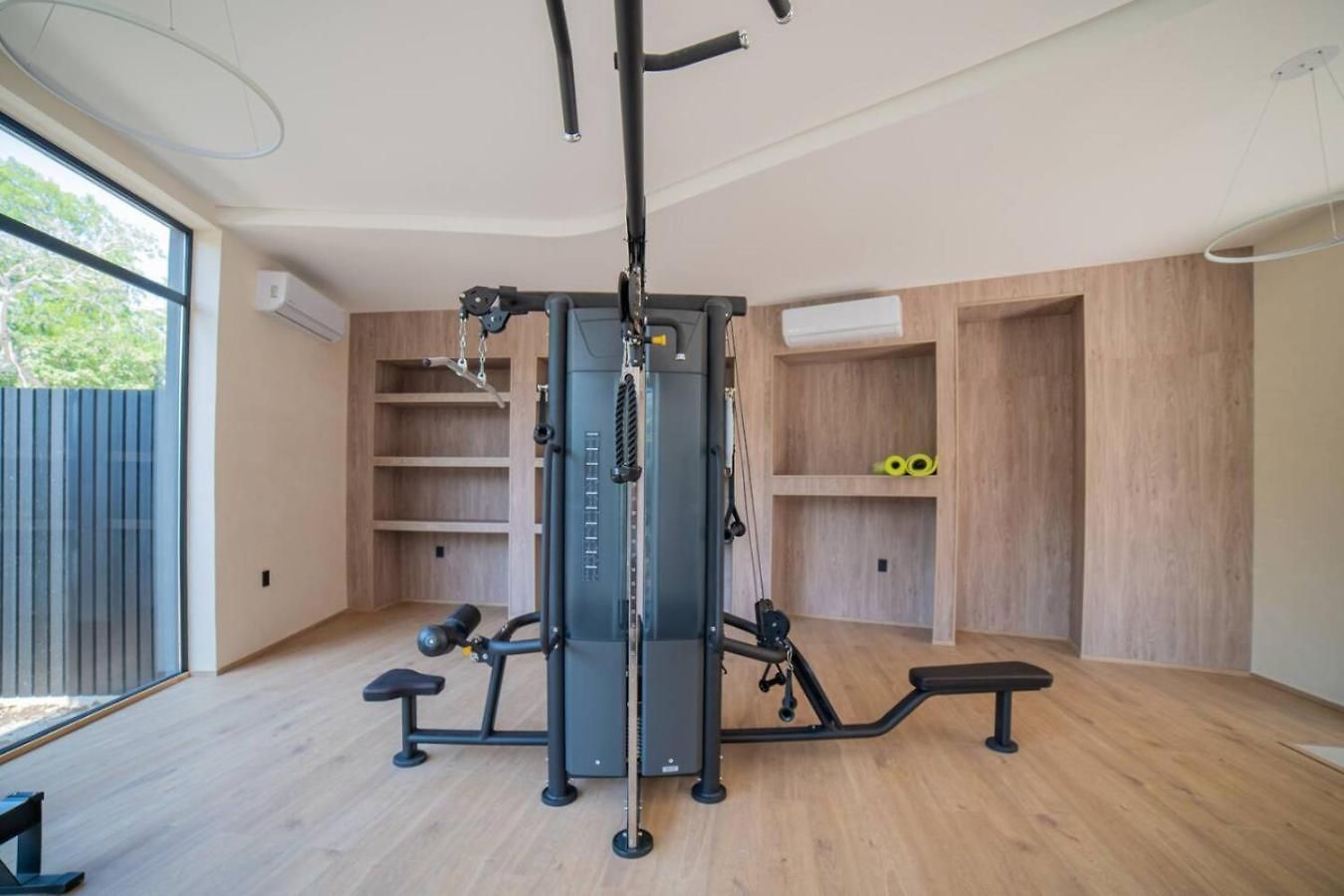 Modern Design Sunny Vibes In Prime Amira District Apartment