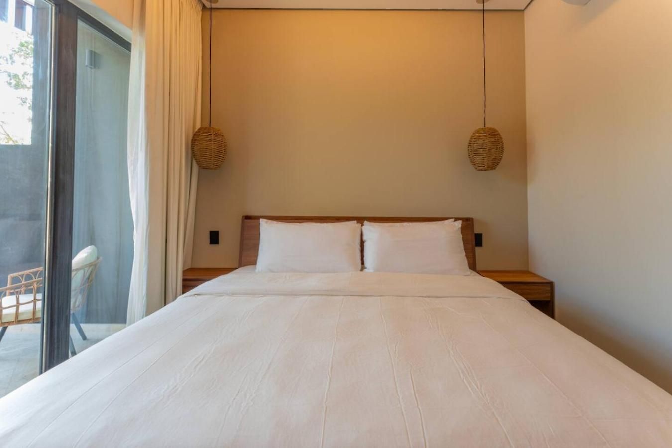 Apartment Modern Design Sunny Vibes In Prime Amira District