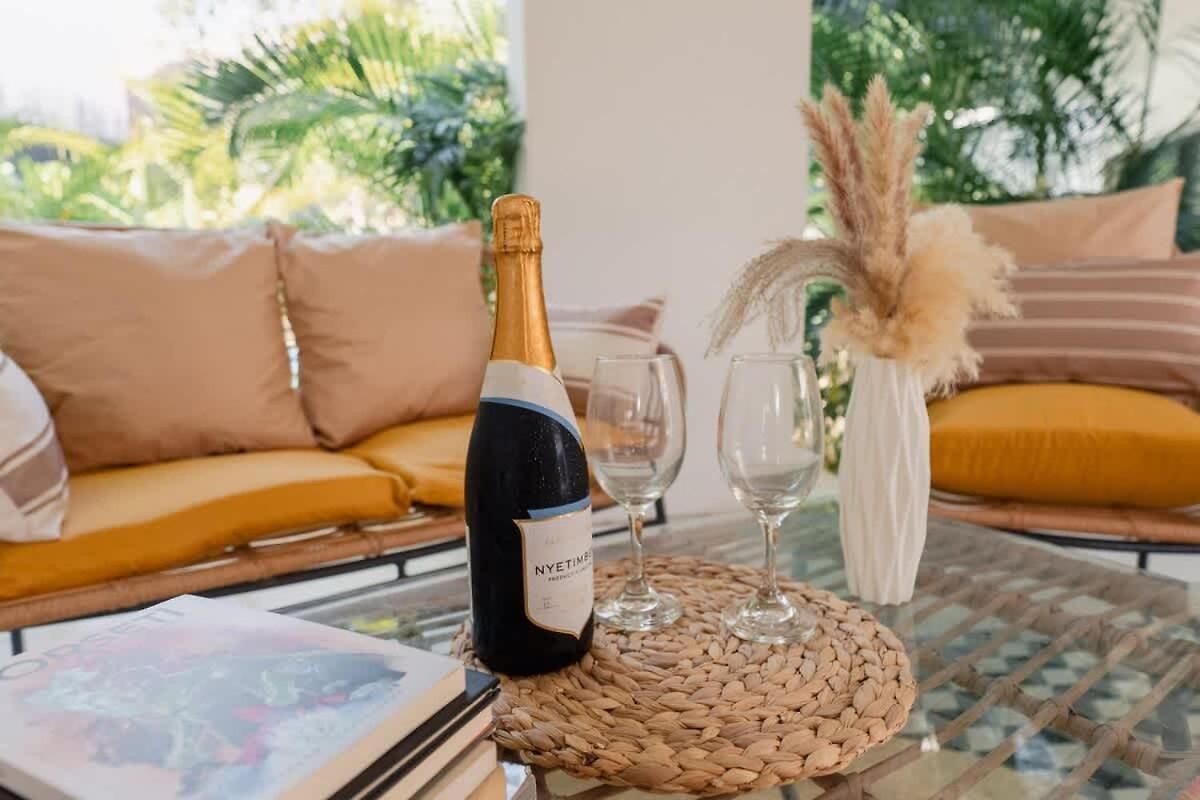 La Veleta - Relax&recharge - Pool View Inn