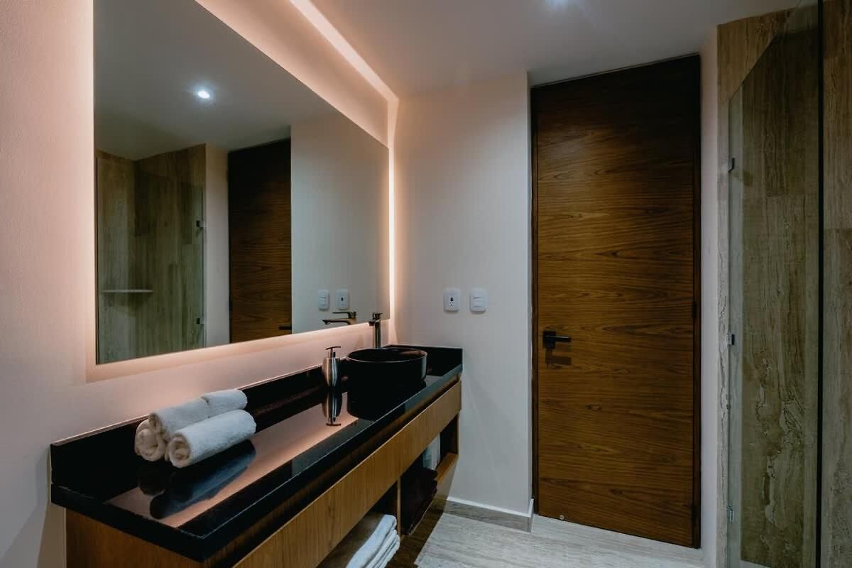 Luxury Jungle View Unit - 2br With Private Pool & Spacious Balcony