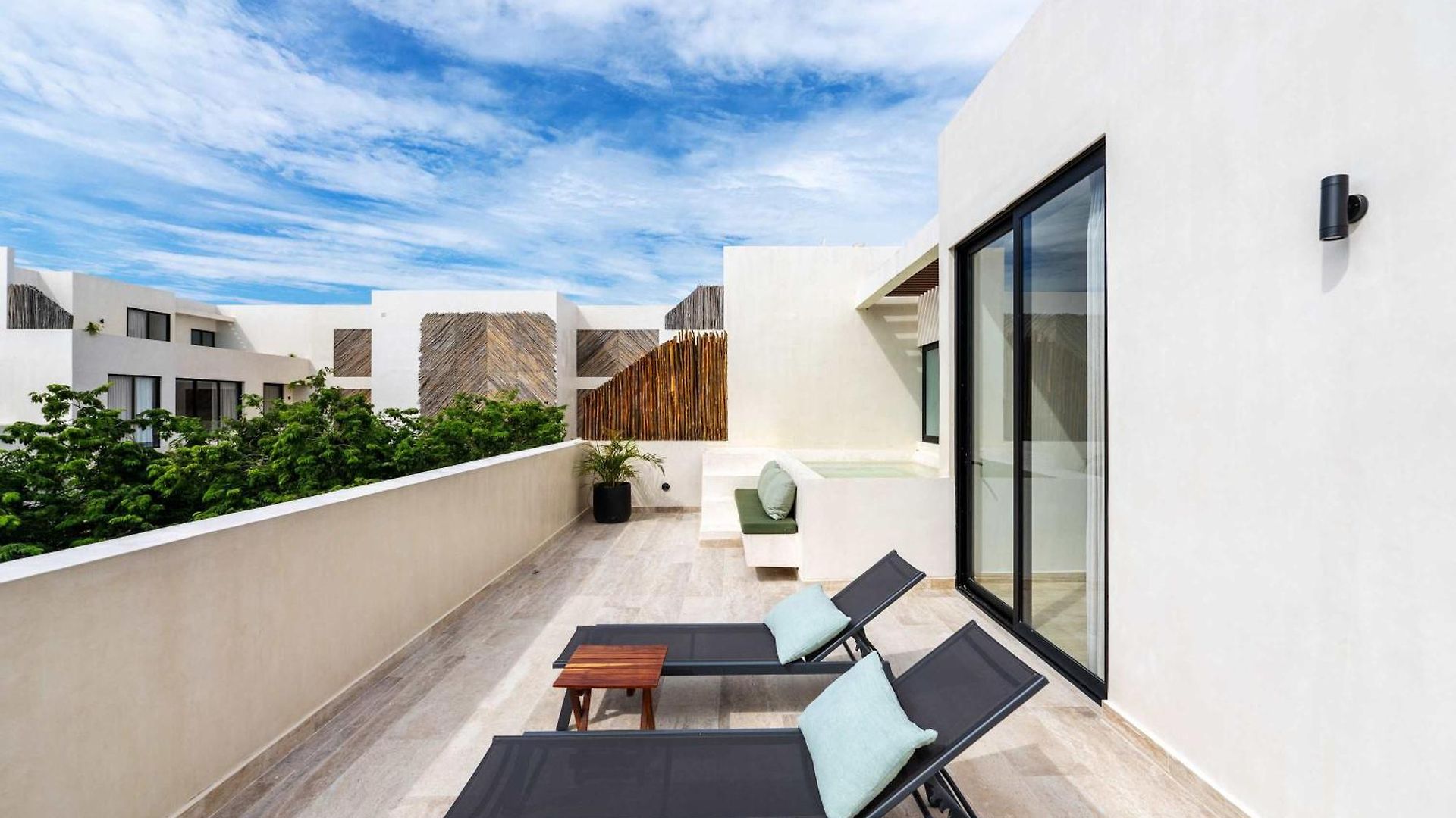 Luxury Penthouse Private Rooftop Pool Concierge *