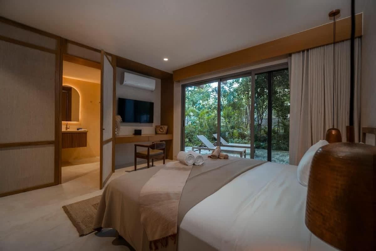 Aflora Townhouse Style - 3br Garden With Private Pool & Huge Common Pool * Tulum
