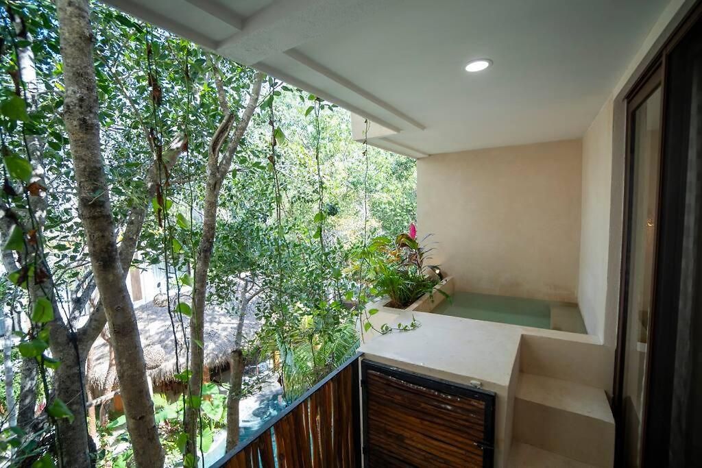 Apartment Getaway - 1br With 2 Queen Beds Pool Office Area & Gym Tulum