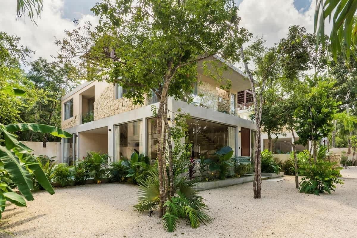 Selva - 4br Jungle Retreat With Pool & Rooftop Holiday home Tulum
