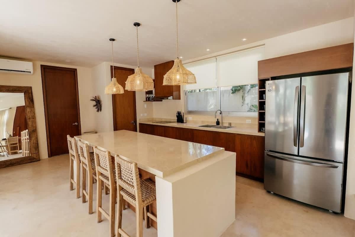 Selva - 4br Jungle Retreat With Pool & Rooftop