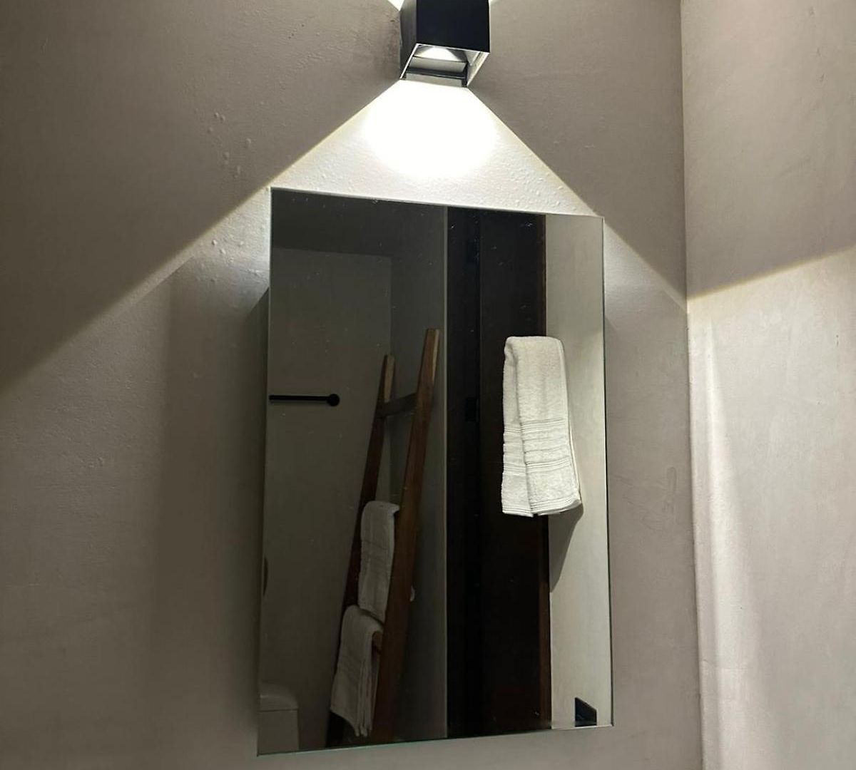With Balcony In The Downtown, Wifi 150mb, Laundry And Parking Free Tulum