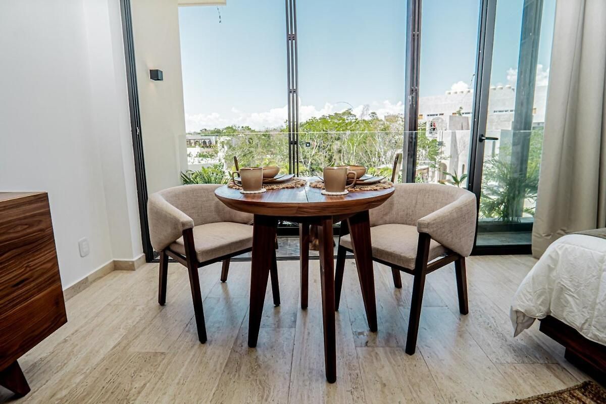 Luxurious 6 Minutes From The Apartment *
