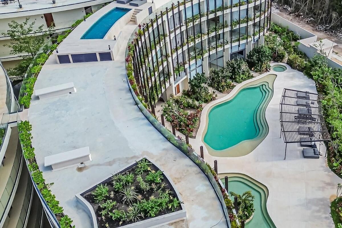 Luxurious 6 Minutes From The Apartment *