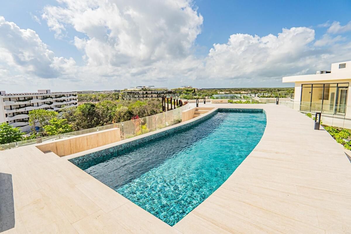 Luxurious 6 Minutes From The Apartment Tulum