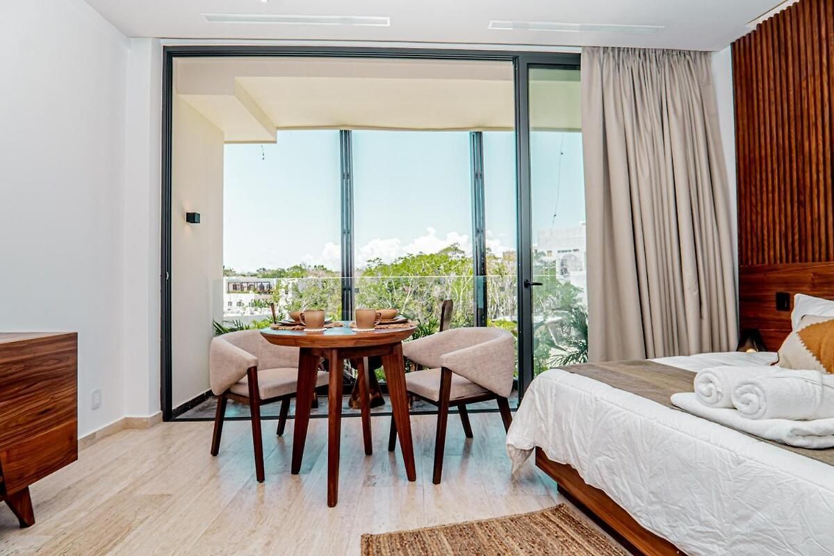 Luxurious 6 Minutes From The