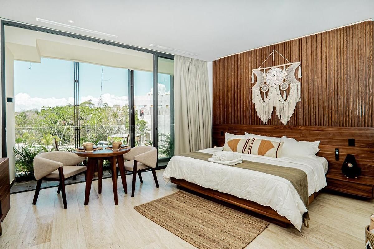 Luxurious 6 Minutes From The Apartment Tulum