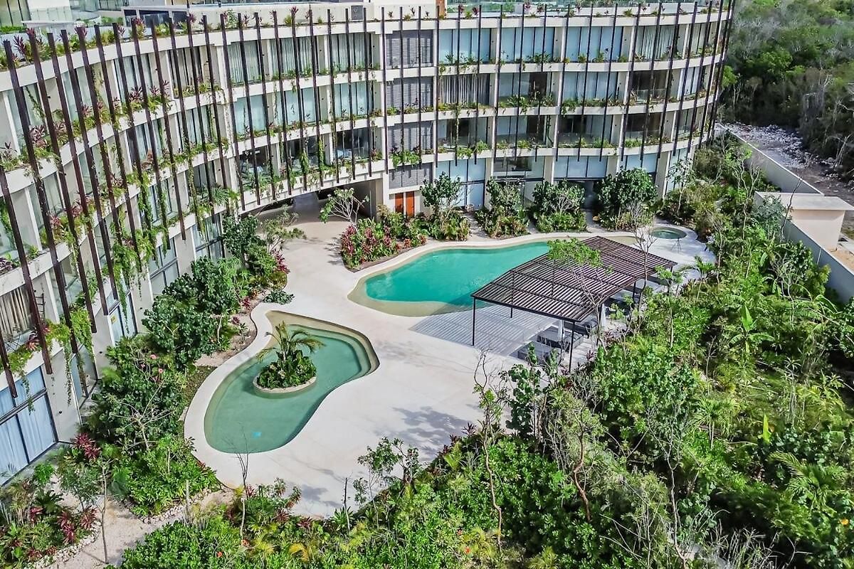 Luxurious 6 Minutes From The Apartment