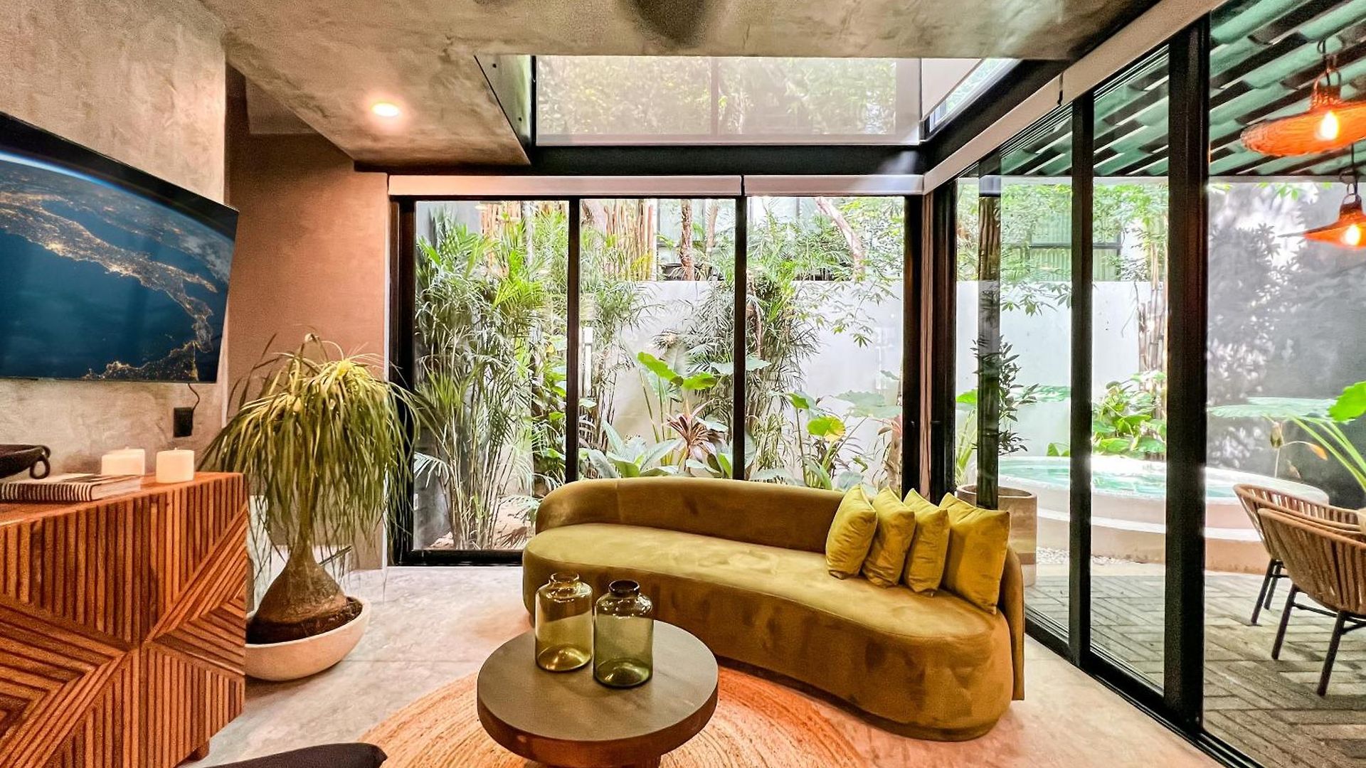3br Gated Private Pool & Gym Area *