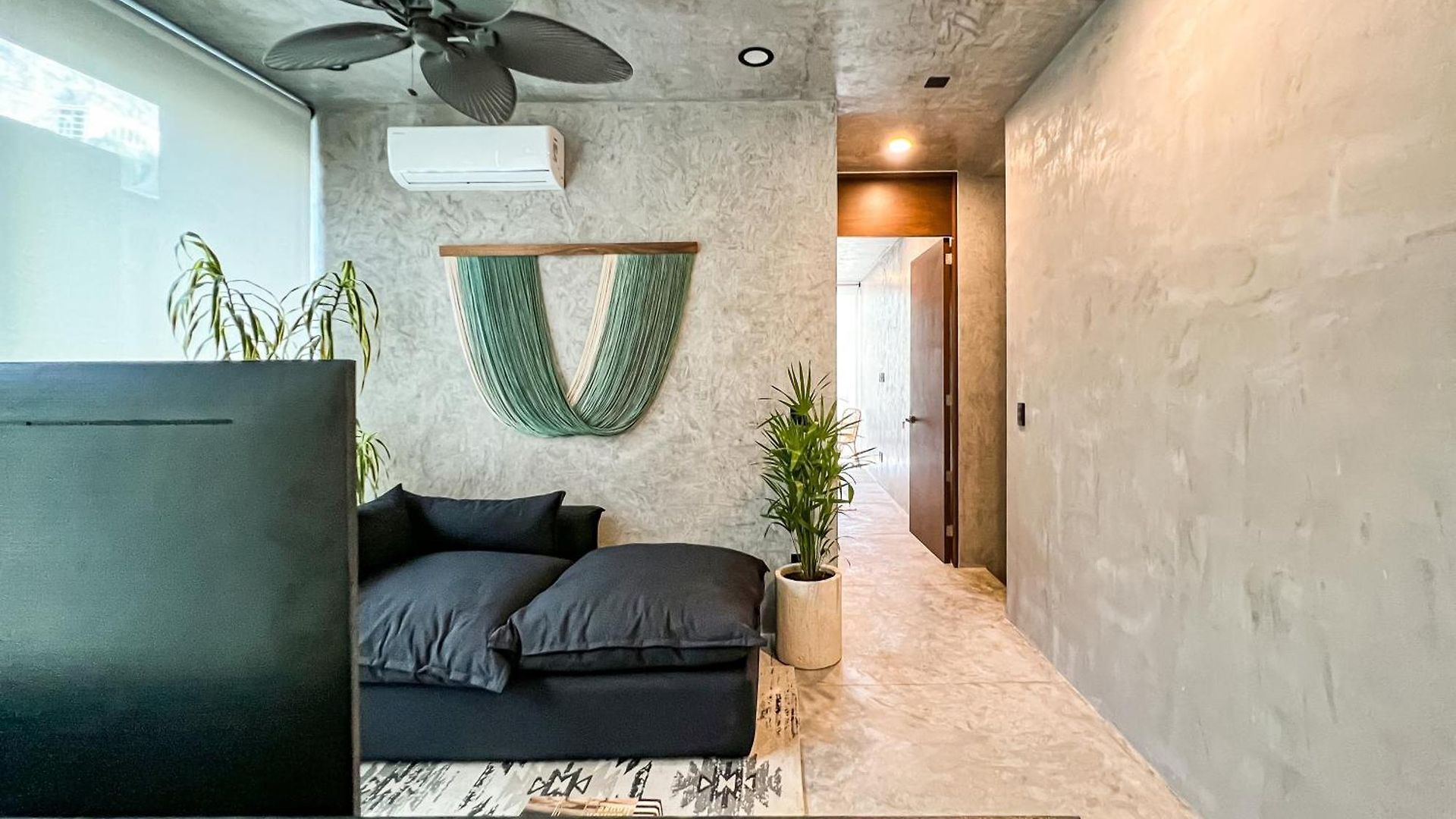 3br Gated Private Pool & Gym Area Villa *