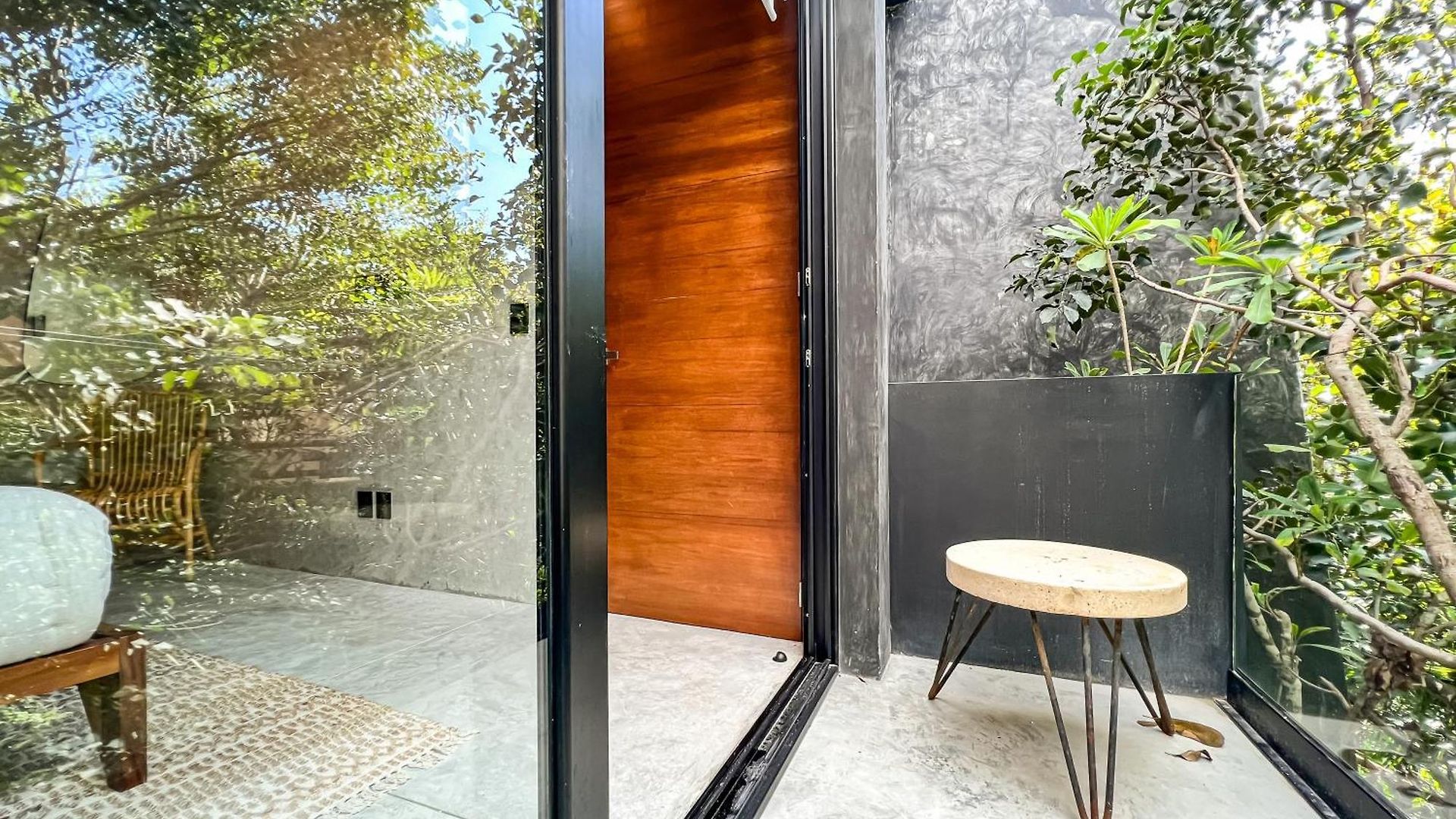 3br Gated Private Pool & Gym Area