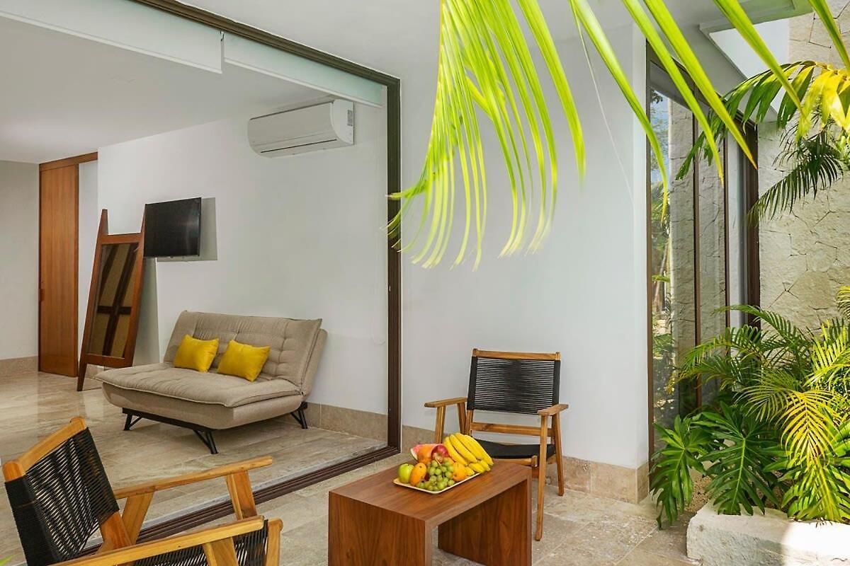 Relaxing 2br Omara With Direct Pool Access Holiday home *