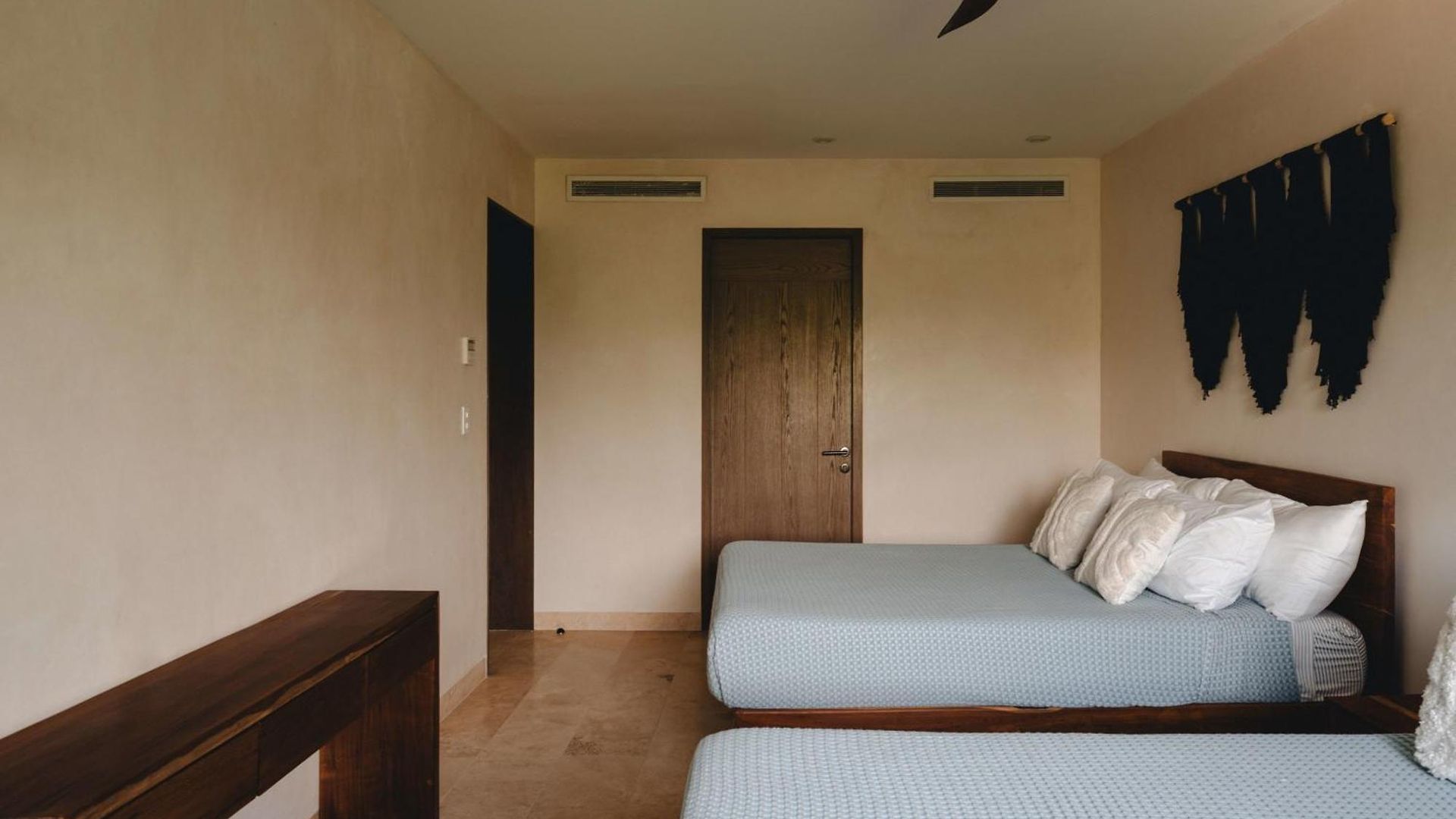 Apartment Beachfront 3br With Private Rooftop And Lounge Pool, Tankah Bay Tulum