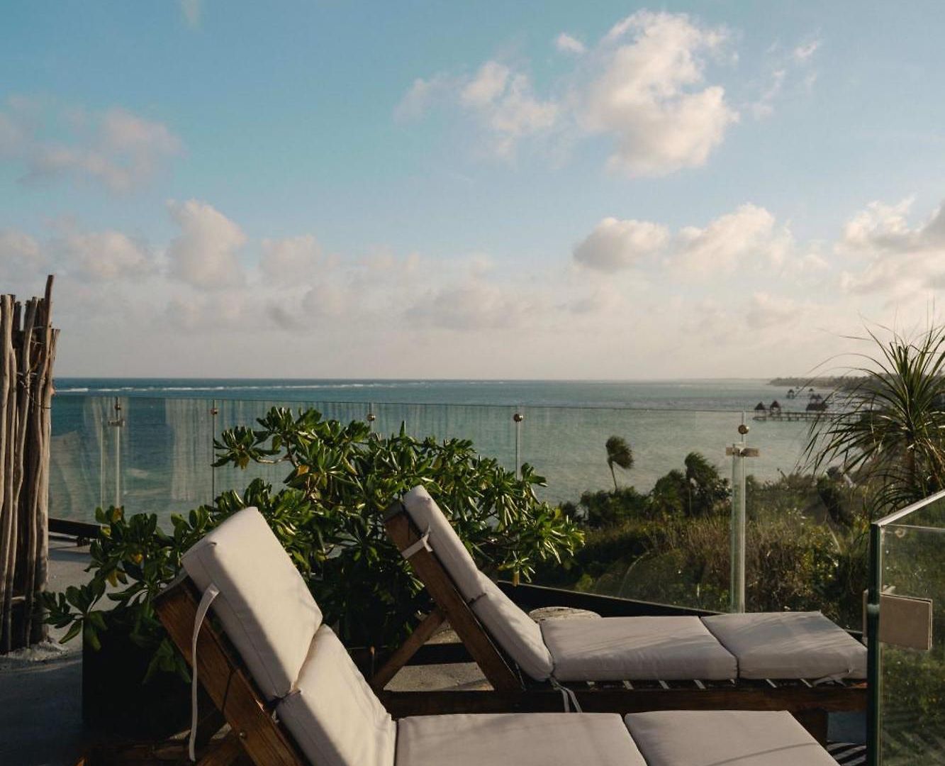 Apartment Beachfront 3br With Private Rooftop And Lounge Pool, Tankah Bay