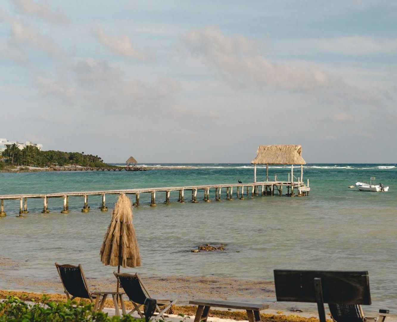 Beachfront 3br With Private Rooftop And Lounge Pool, Tankah Bay Apartment Tulum