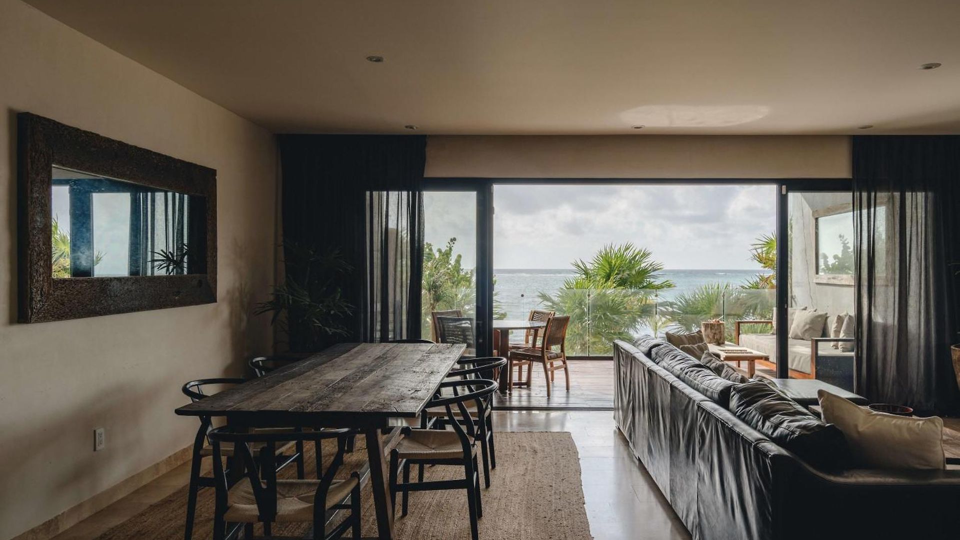 Beachfront 3br With Private Rooftop And Lounge Pool, Tankah Bay Apartment Tulum