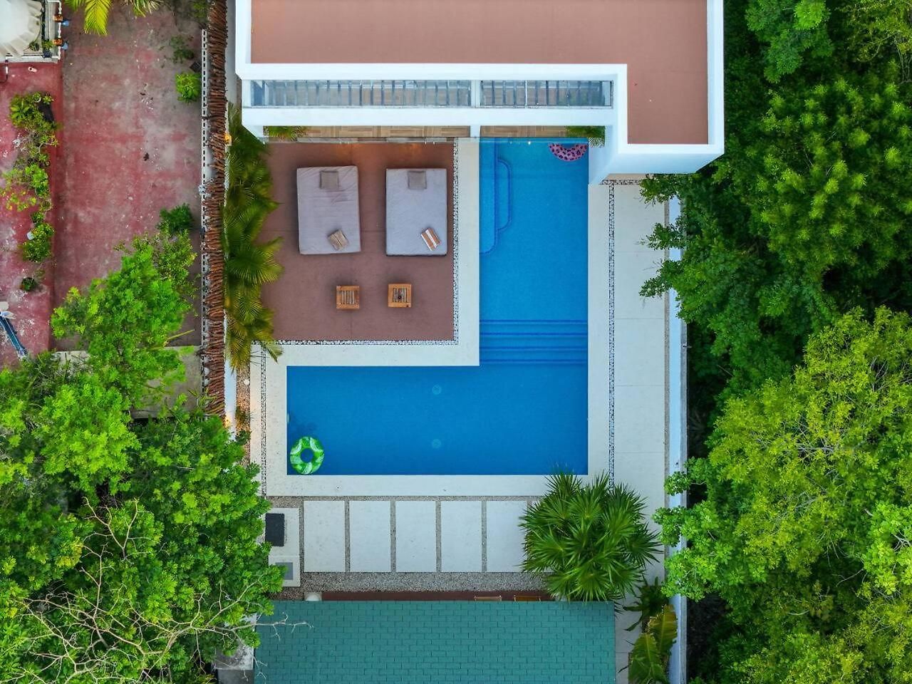 Cuatro Vientos Close To Shops Pool Up 12 Ppl *