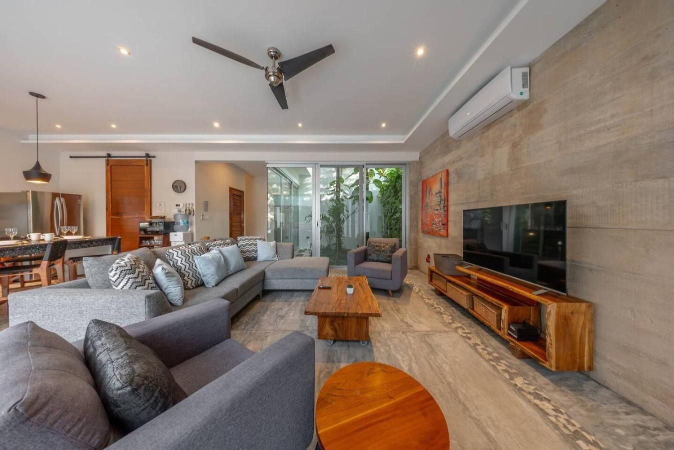 Holiday home Cuatro Vientos Close To Shops Pool Up 12 Ppl *