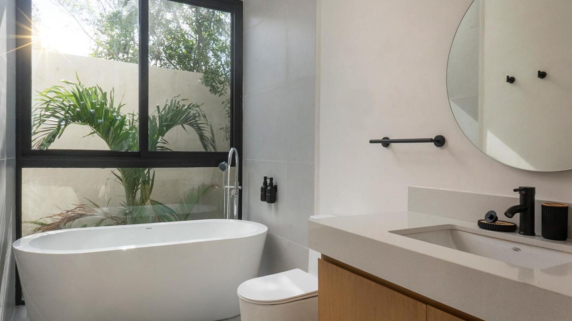 Casa Sabal - Luxury Villa, 5 Suites, Gated Community, Concierge * Tulum
