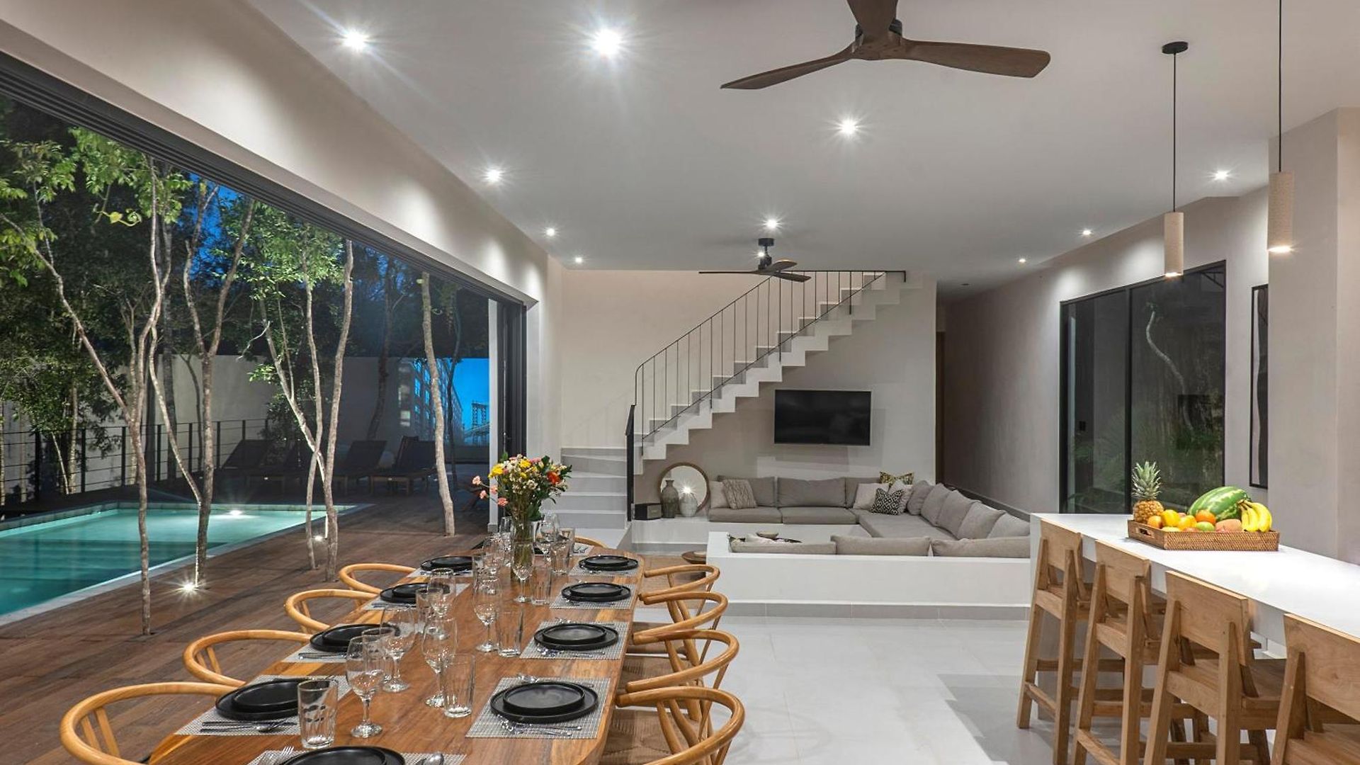 Casa Sabal - Luxury Villa, 5 Suites, Gated Community, Concierge Villa