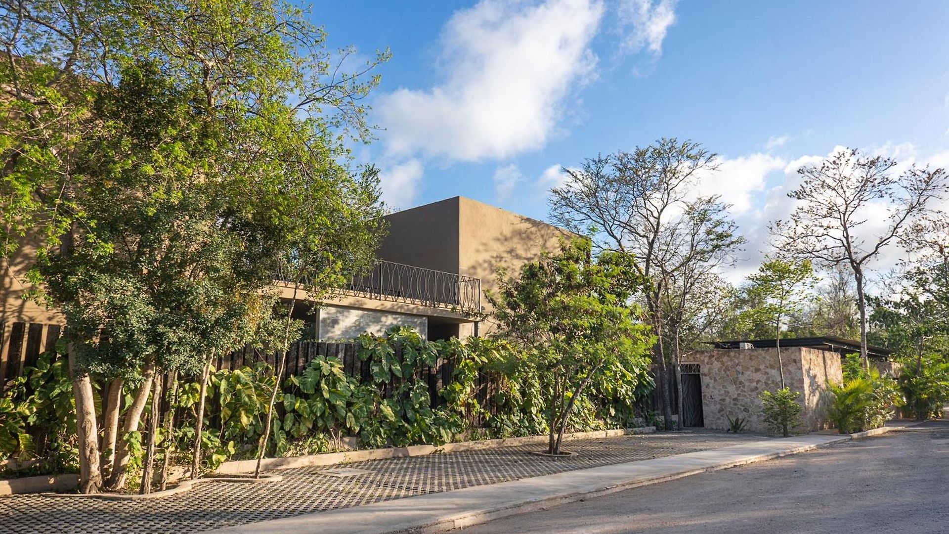 Casa Sabal - Luxury Villa, 5 Suites, Gated Community, Concierge Villa Tulum